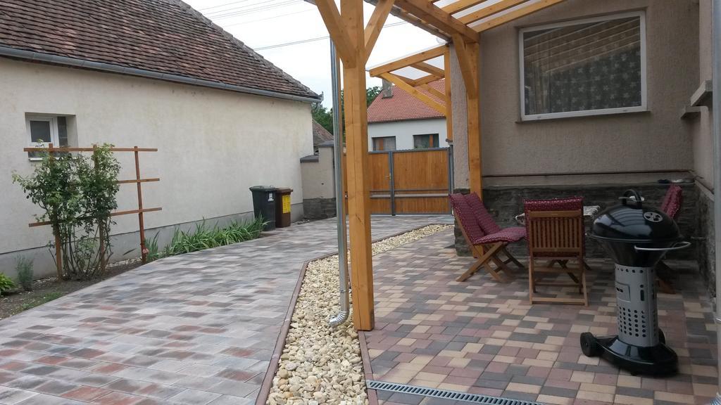 Apartamento Fagyoengy Sárvár Exterior foto