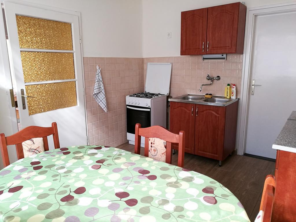 Apartamento Fagyoengy Sárvár Exterior foto